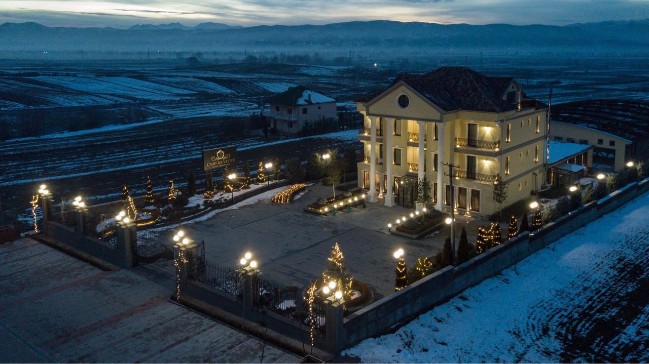 "L'Art De Vivre" Resort Korce Exterior photo